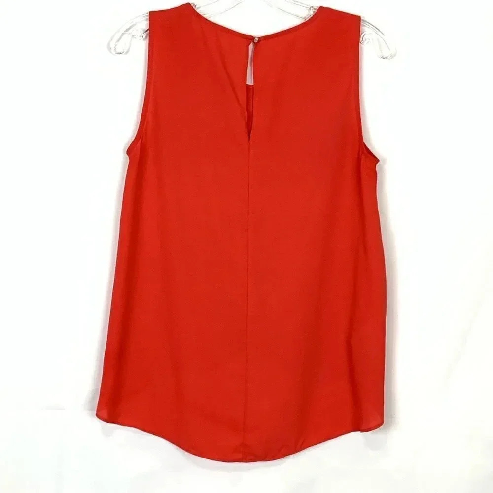 BCBGeneration Front Knot Tank - Picture 6 of 8